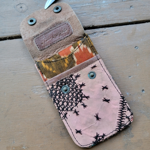 🌎👽 Free People Boho Embroidered Repurposed vtg banjara hippie Wallet card case - Picture 5 of 16